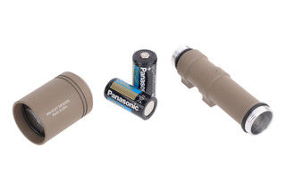Arisaka Light Kit 600 Series Light Body With Malkoff E2XT Head includes 2 CR123 batteries.